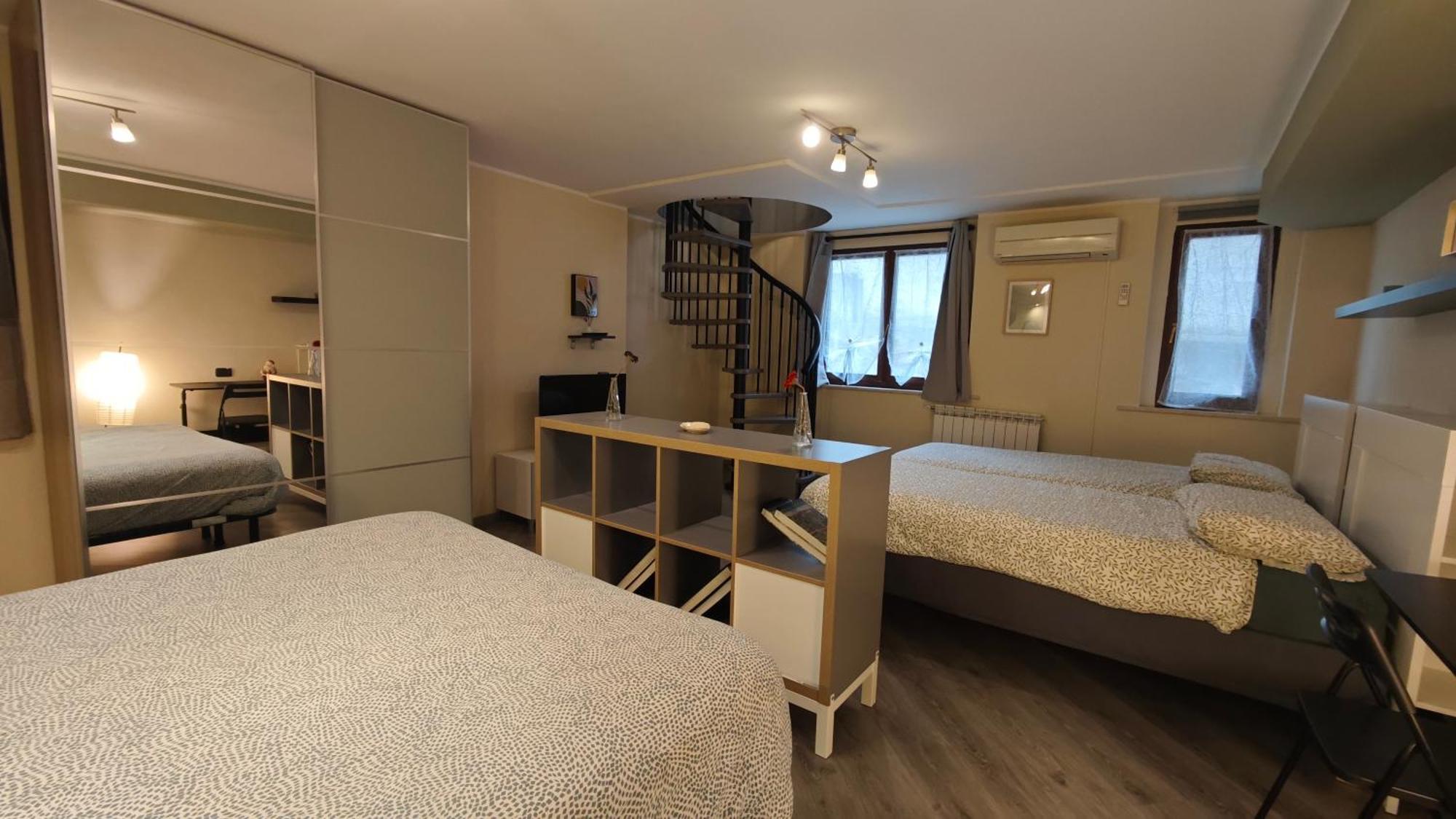 Aleph With Private Parking, Next Train Station Apartamento Como