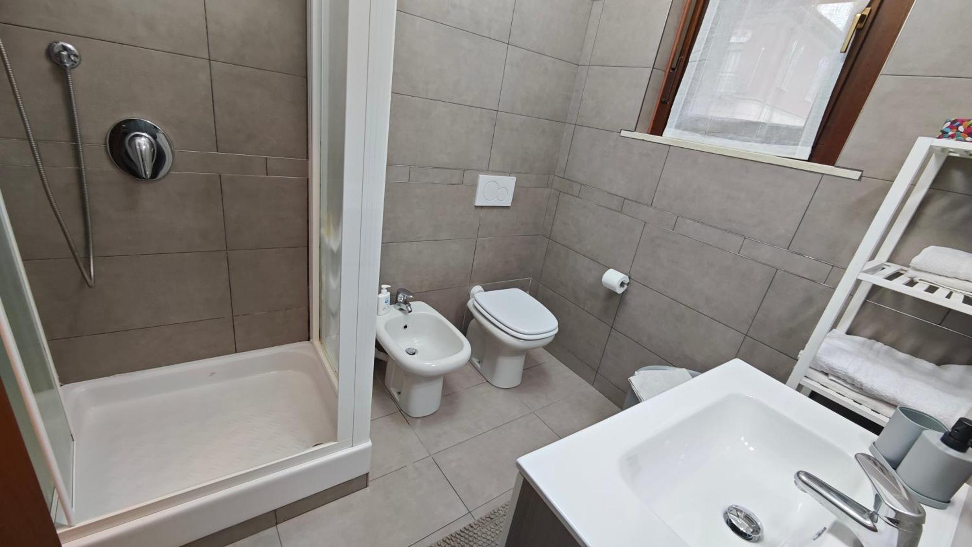 Apartamento Aleph With Private Parking, Next Train Station Como